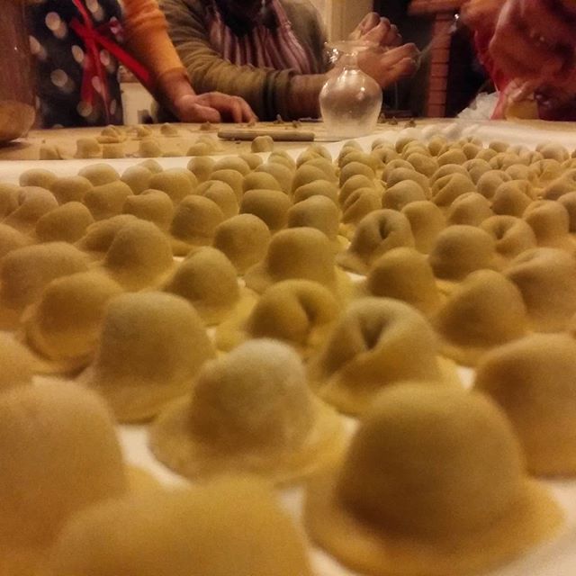 hand made cappelletti for CHristmas, Italy, Umbria